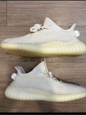 Adidas-Yeezy Boost 350 V2 Triple White Sneakers